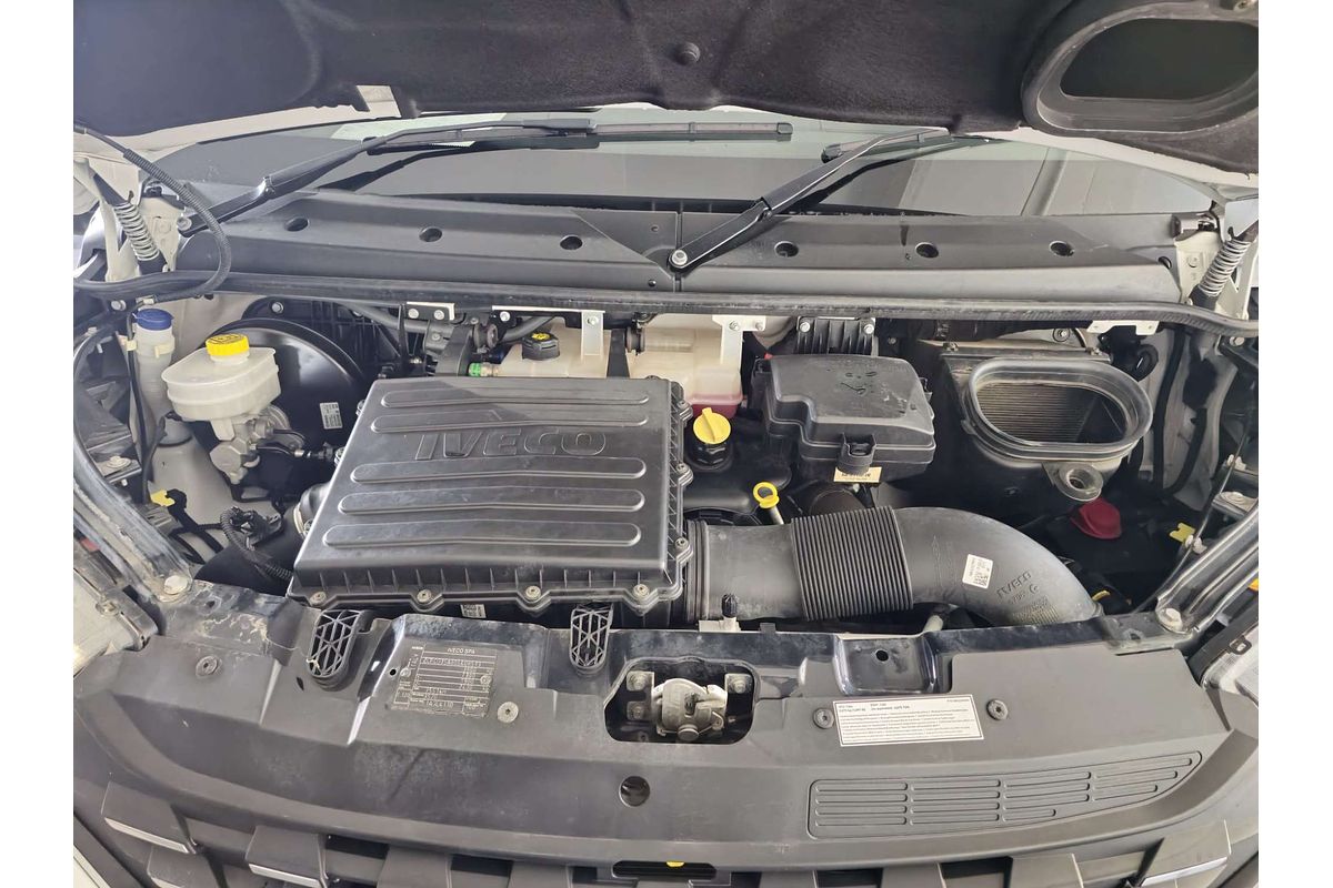 DAILY 35S14V AUTO 2.3L DIESEL