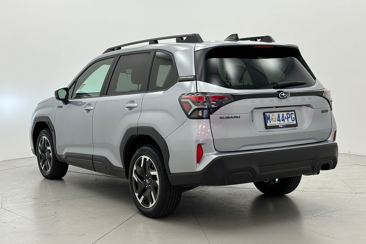 2025 Subaru Forester Hybrid S6