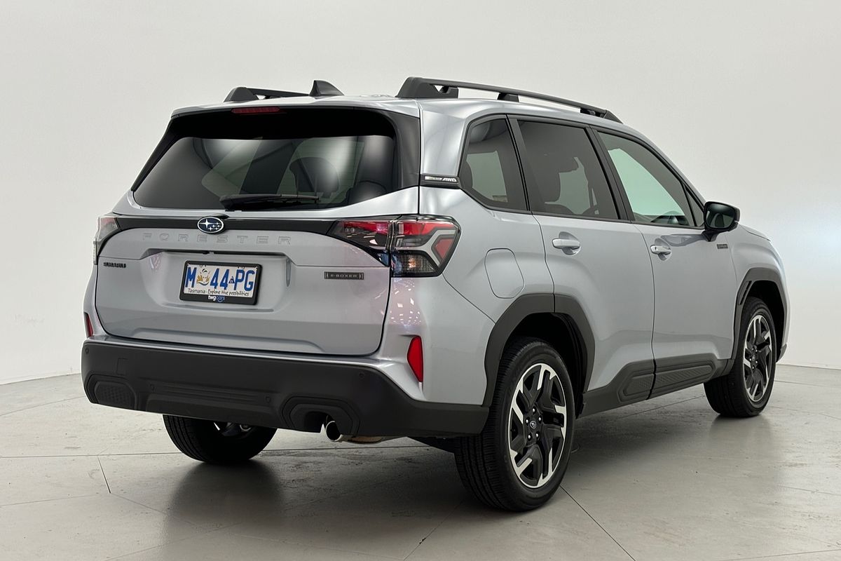 2025 Subaru Forester Hybrid S6