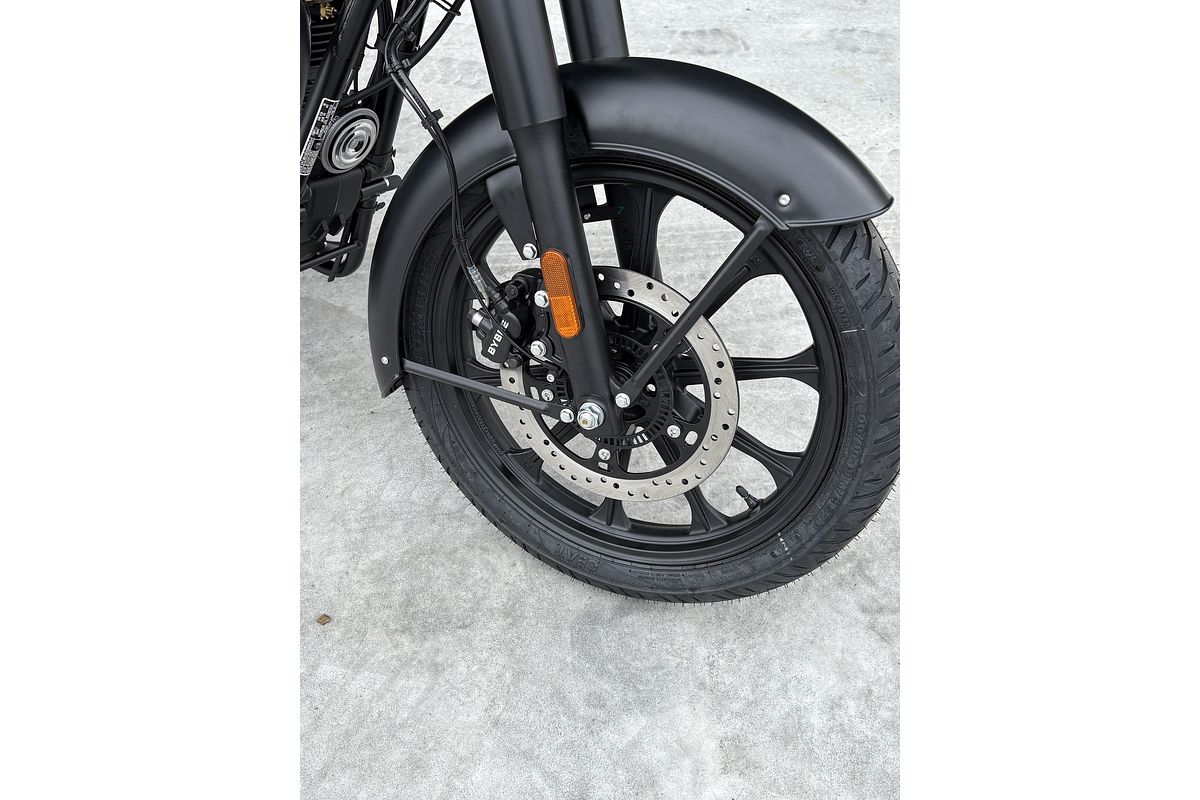 2025 Royal Enfield CLASSIC 350