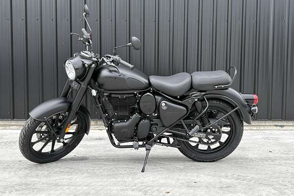 2025 Royal Enfield CLASSIC 350