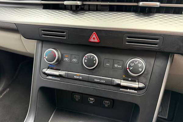 2021 Kia Carnival S KA4