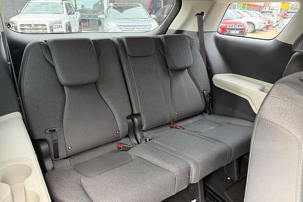 2021 Kia Carnival S KA4