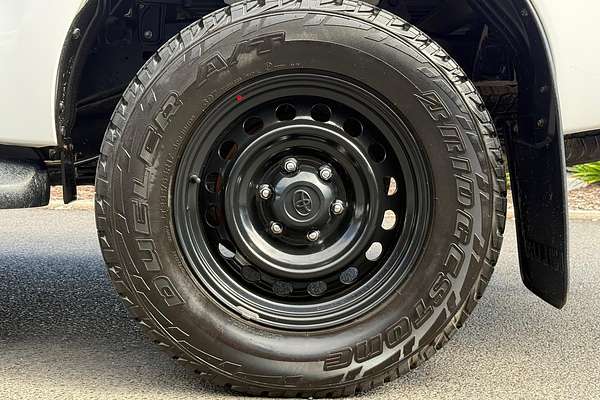 2019 Toyota Hilux SR GUN126R 4X4