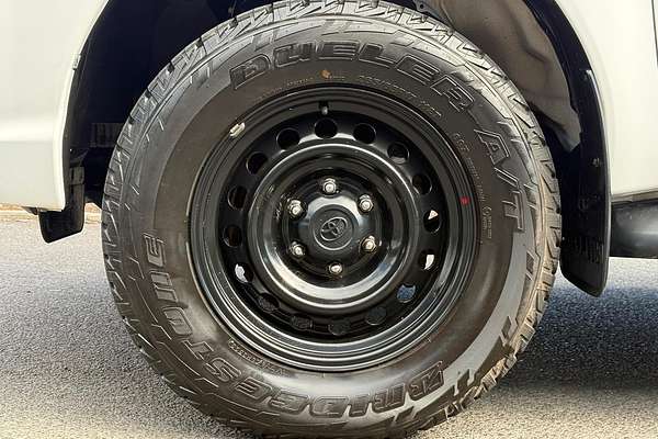 2019 Toyota Hilux SR GUN126R 4X4