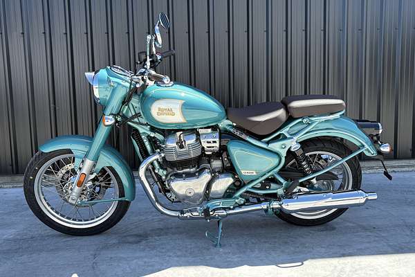 2025 Royal Enfield CLASSIC 650