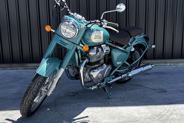 2025 Royal Enfield CLASSIC 650