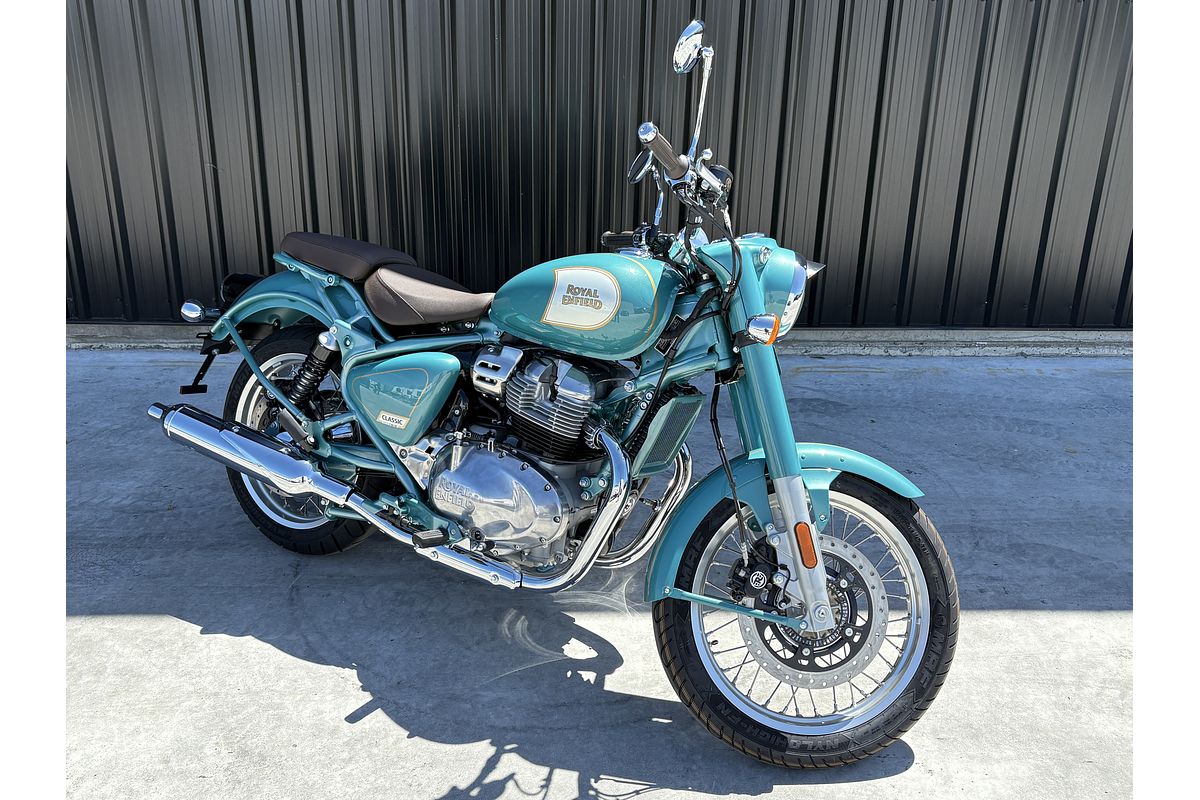 2025 Royal Enfield CLASSIC 650