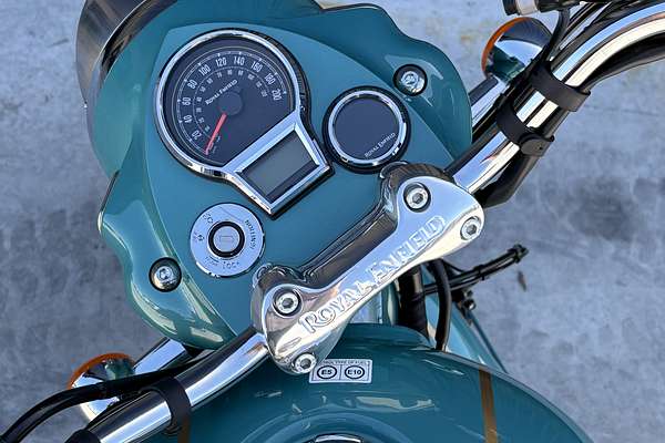 2025 Royal Enfield CLASSIC 650