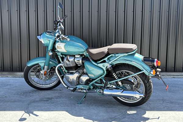2025 Royal Enfield CLASSIC 650