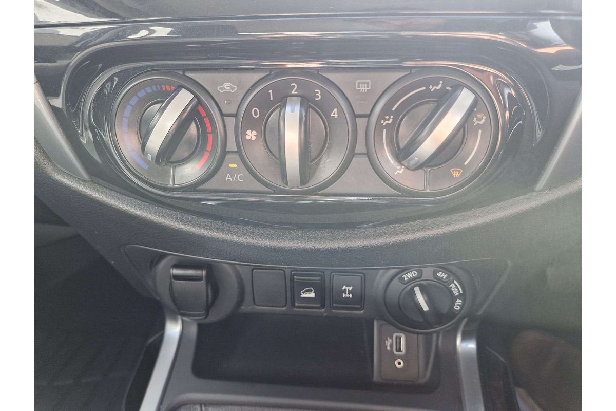 2023 Nissan Navara SL D23 4X4