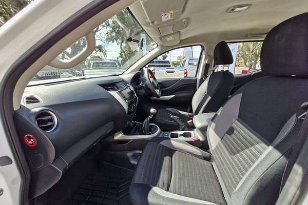 2023 Nissan Navara SL D23 4X4