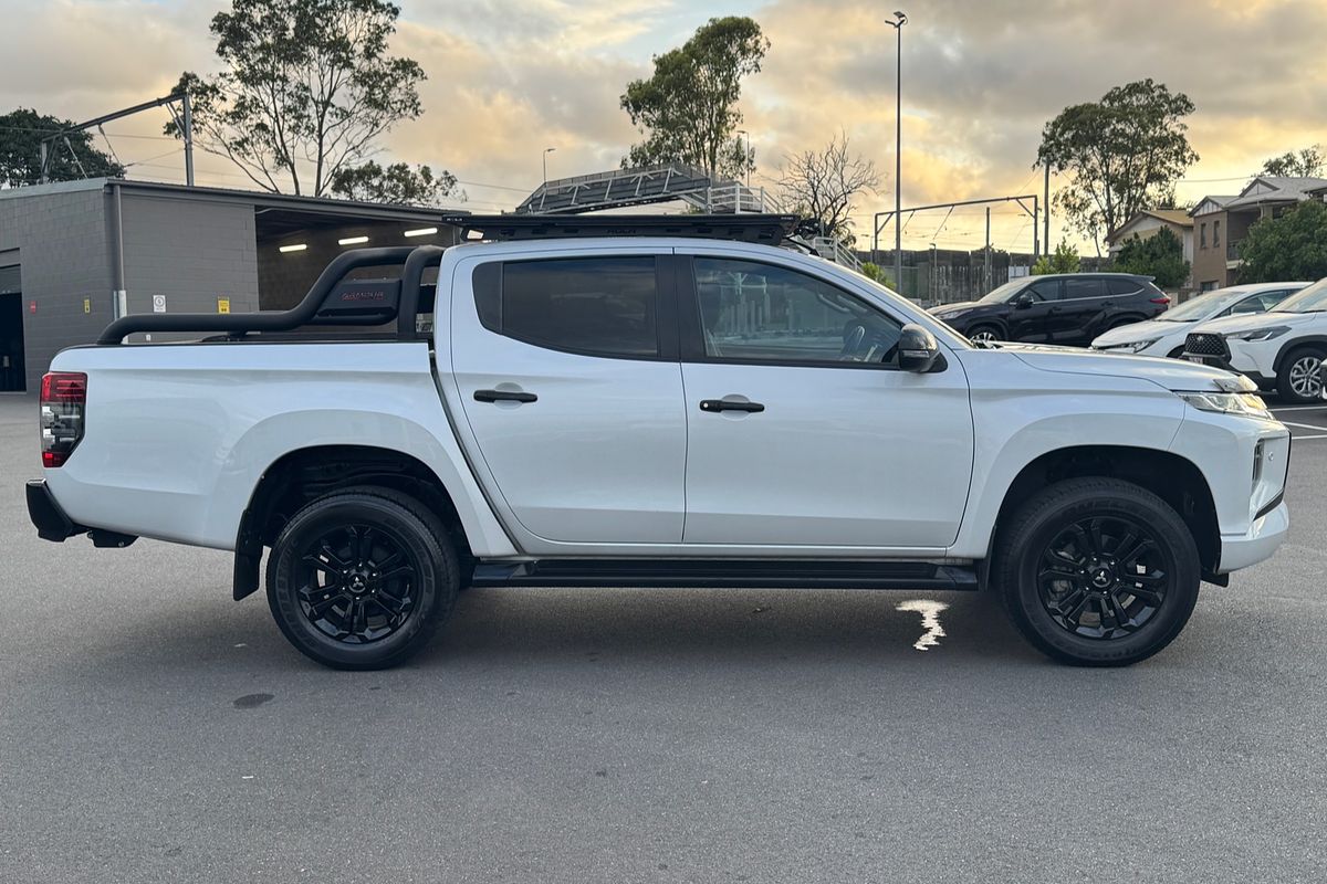 2022 Mitsubishi Triton GSR MR 4X4