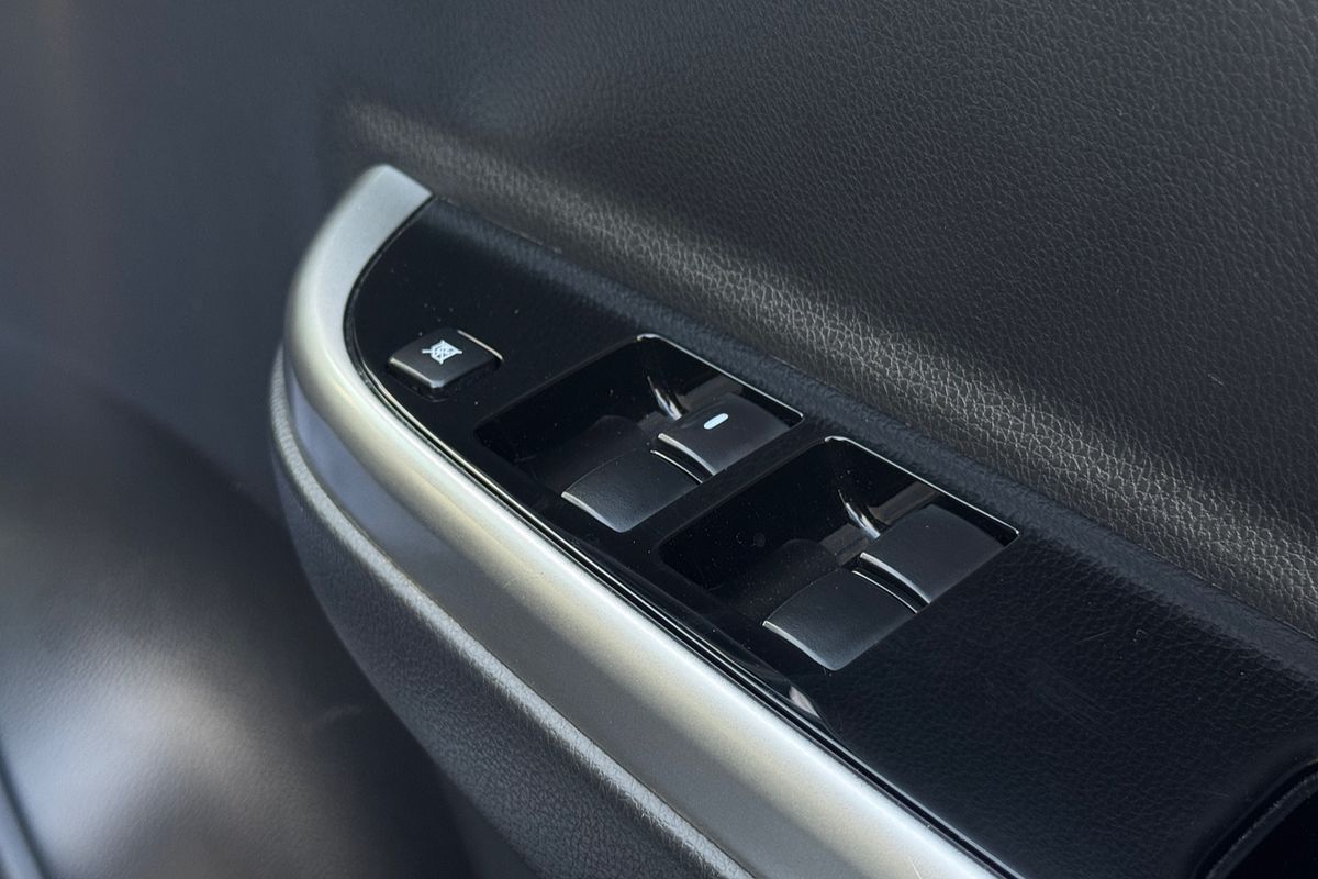 2022 Mitsubishi Triton GSR MR 4X4