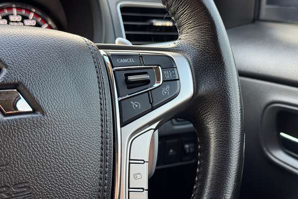 2022 Mitsubishi Triton GSR MR 4X4