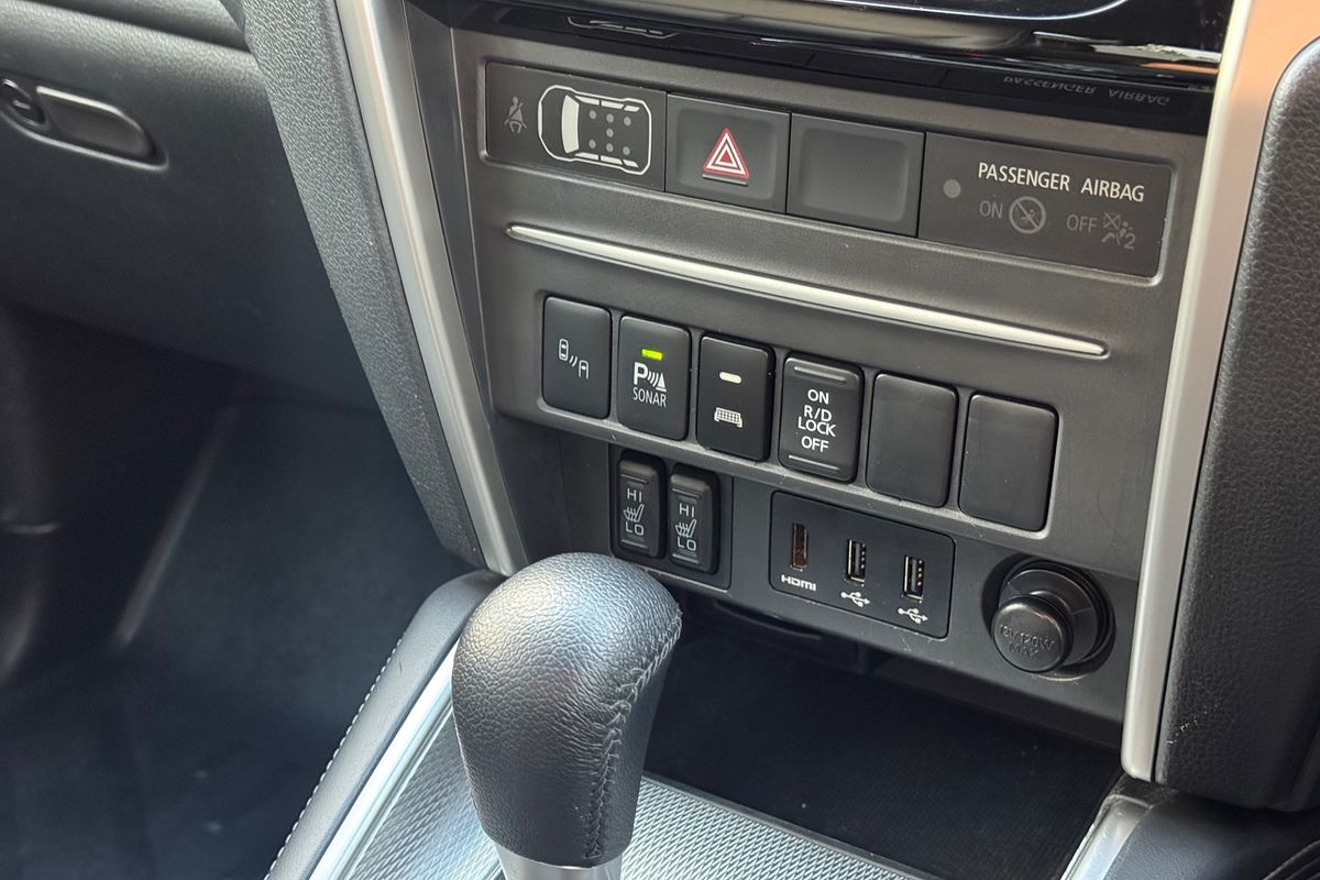 2022 Mitsubishi Triton GSR MR 4X4