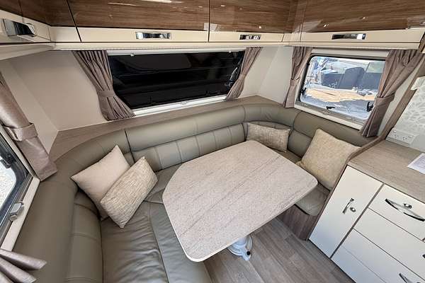 2017 Jayco SILVERLINE 21.65-3.SL-MY17