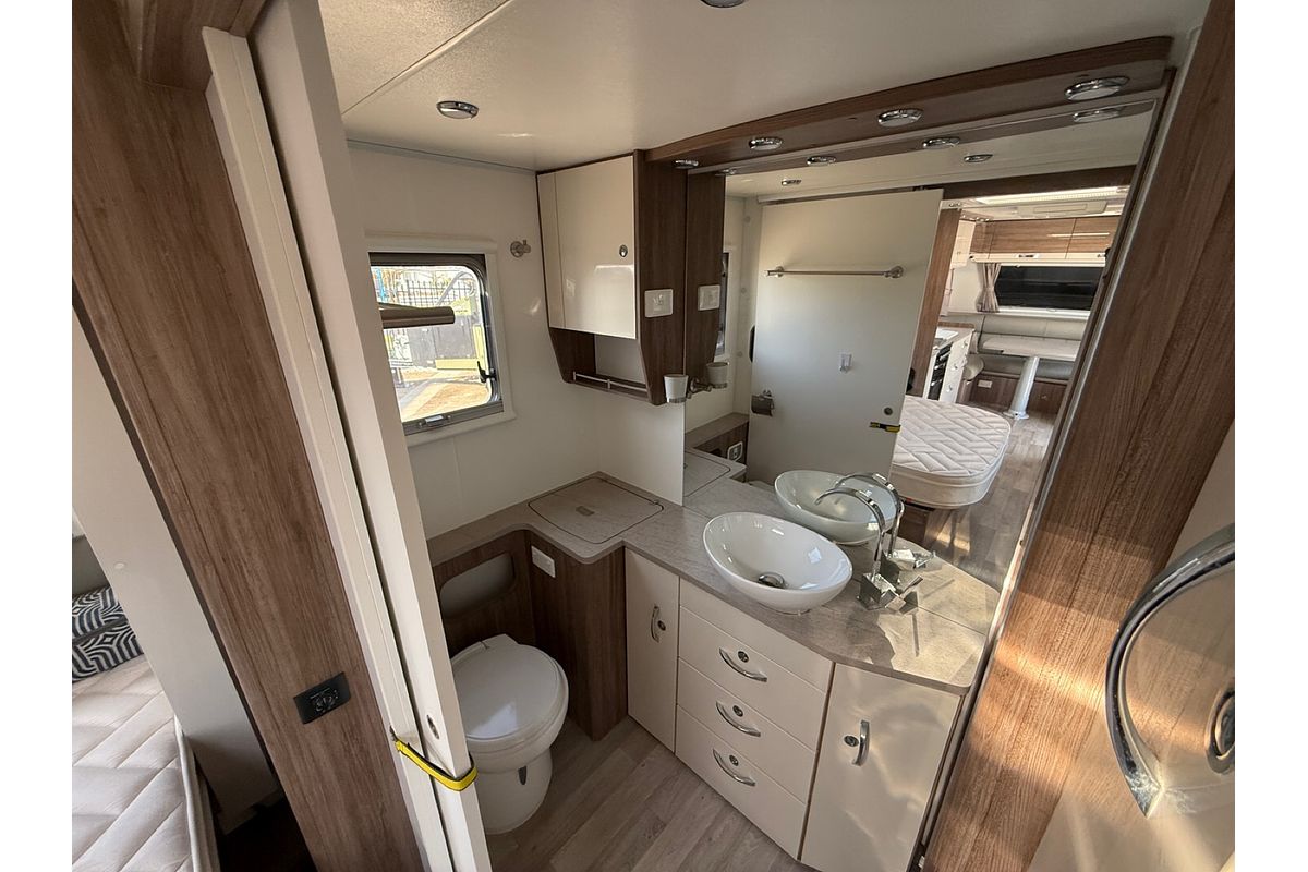 2017 Jayco SILVERLINE 21.65-3.SL-MY17