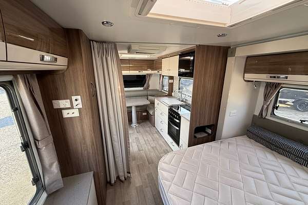 2017 Jayco SILVERLINE 21.65-3.SL-MY17