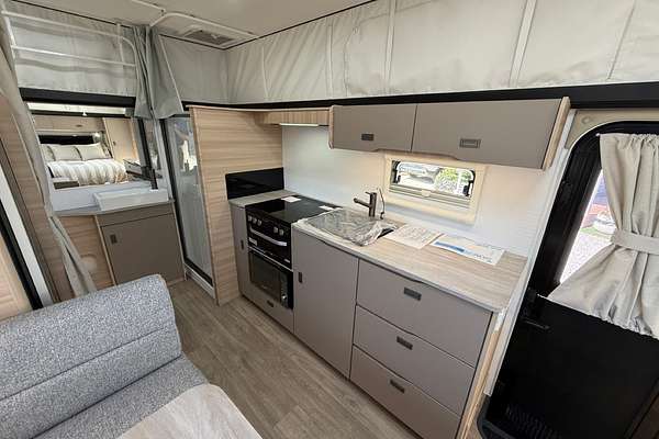 2025 Jayco DISCOVERY OUTBACK POP-TOP 16.67-5.OB.DY-MY25
