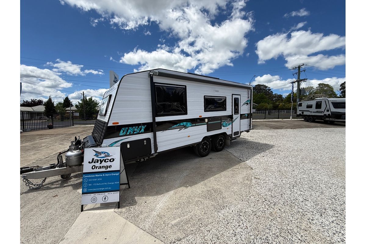 2018 Newlands ONYX CARAVAN