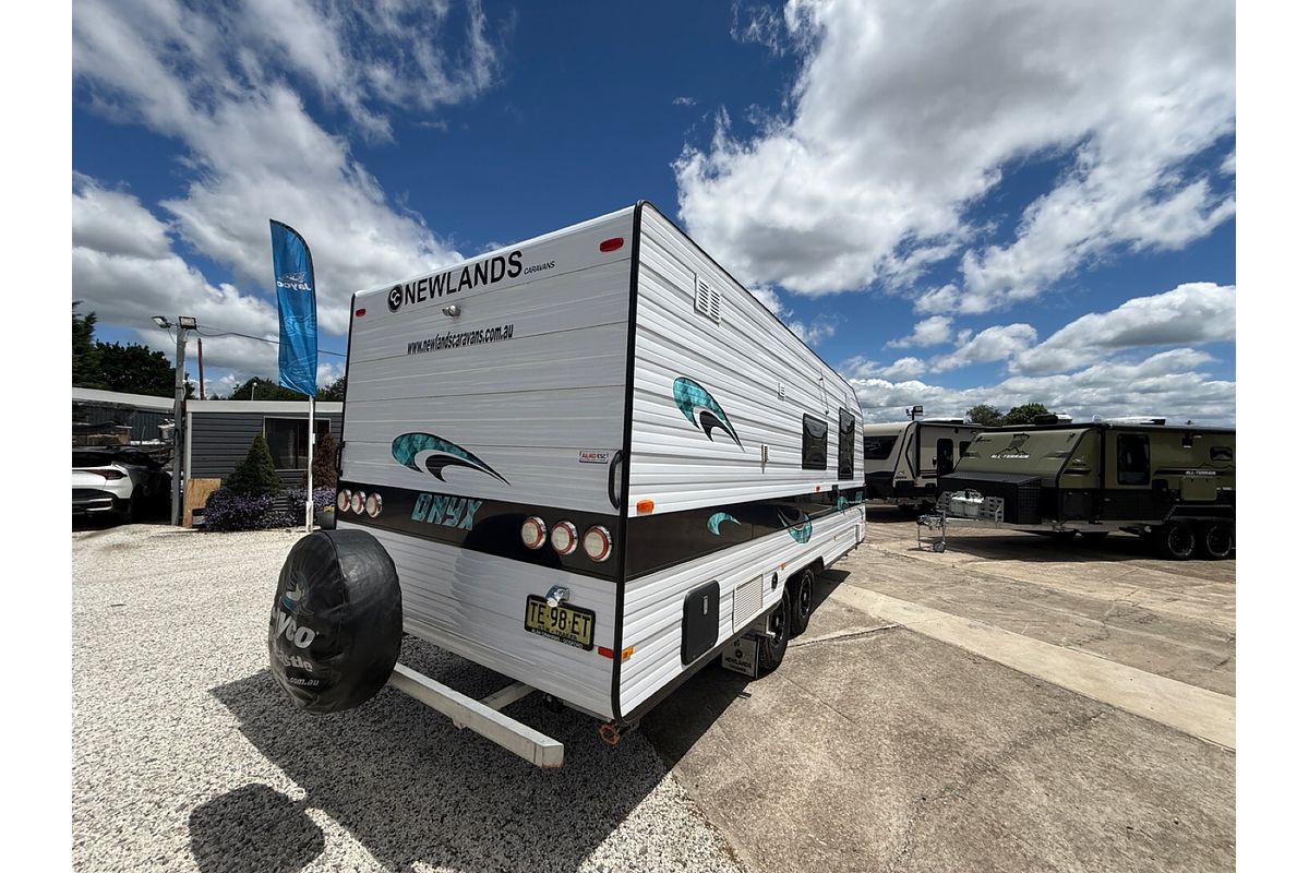 2018 Newlands ONYX CARAVAN