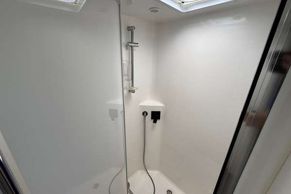 2018 Newlands ONYX CARAVAN