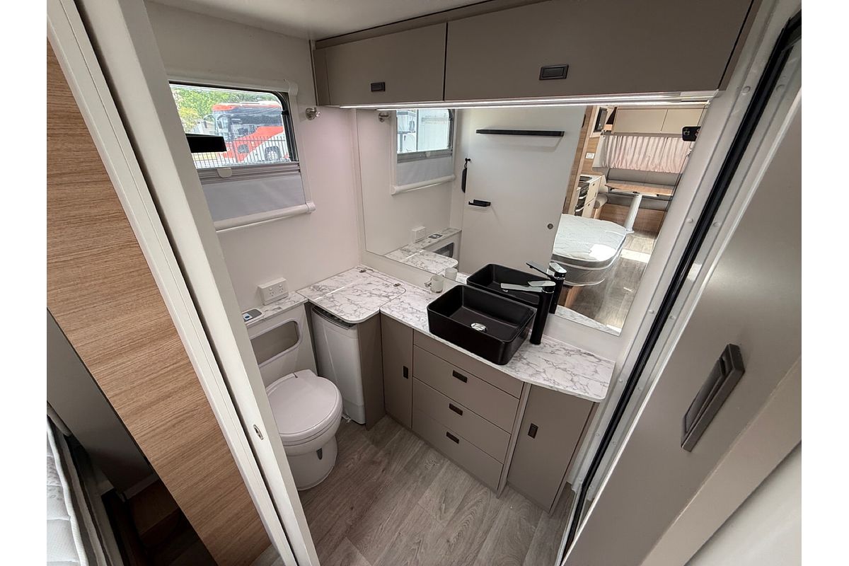 2023 Jayco SILVERLINE OUTBACK 21.65-3.SL-MY23