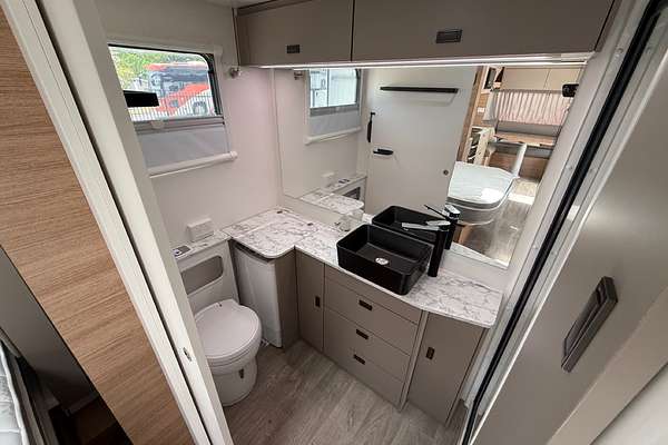 2023 Jayco SILVERLINE OUTBACK 21.65-3.SL-MY23