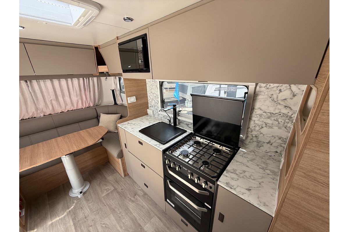 2023 Jayco SILVERLINE OUTBACK 21.65-3.SL-MY23
