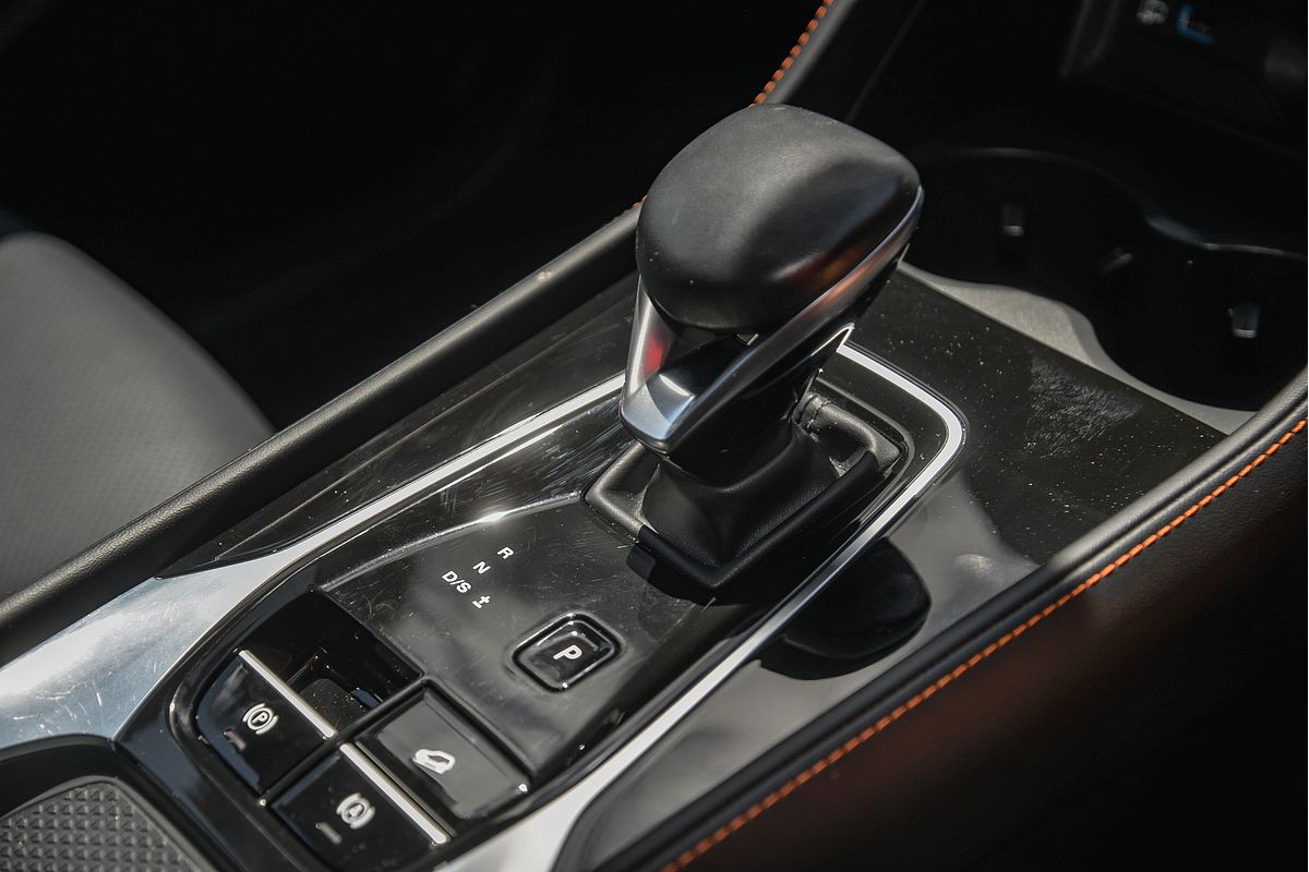 2024 MG HS Excite AS33