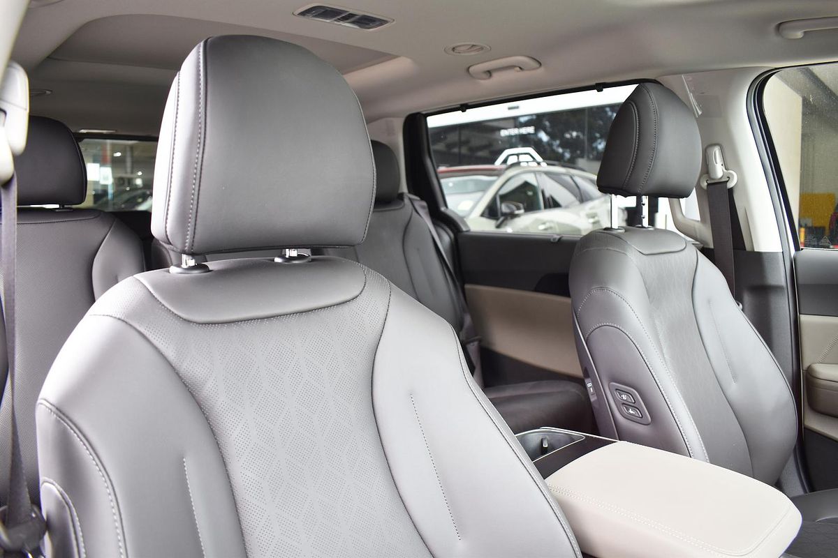 2025 Kia Carnival GT-Line KA4 PE