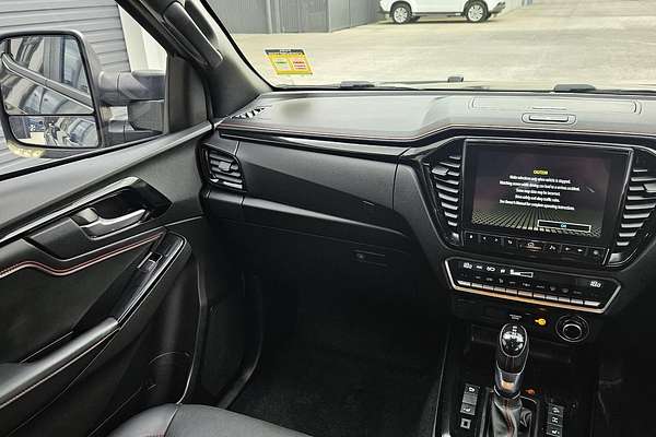 2022 Isuzu D-MAX X-TERRAIN 4X4