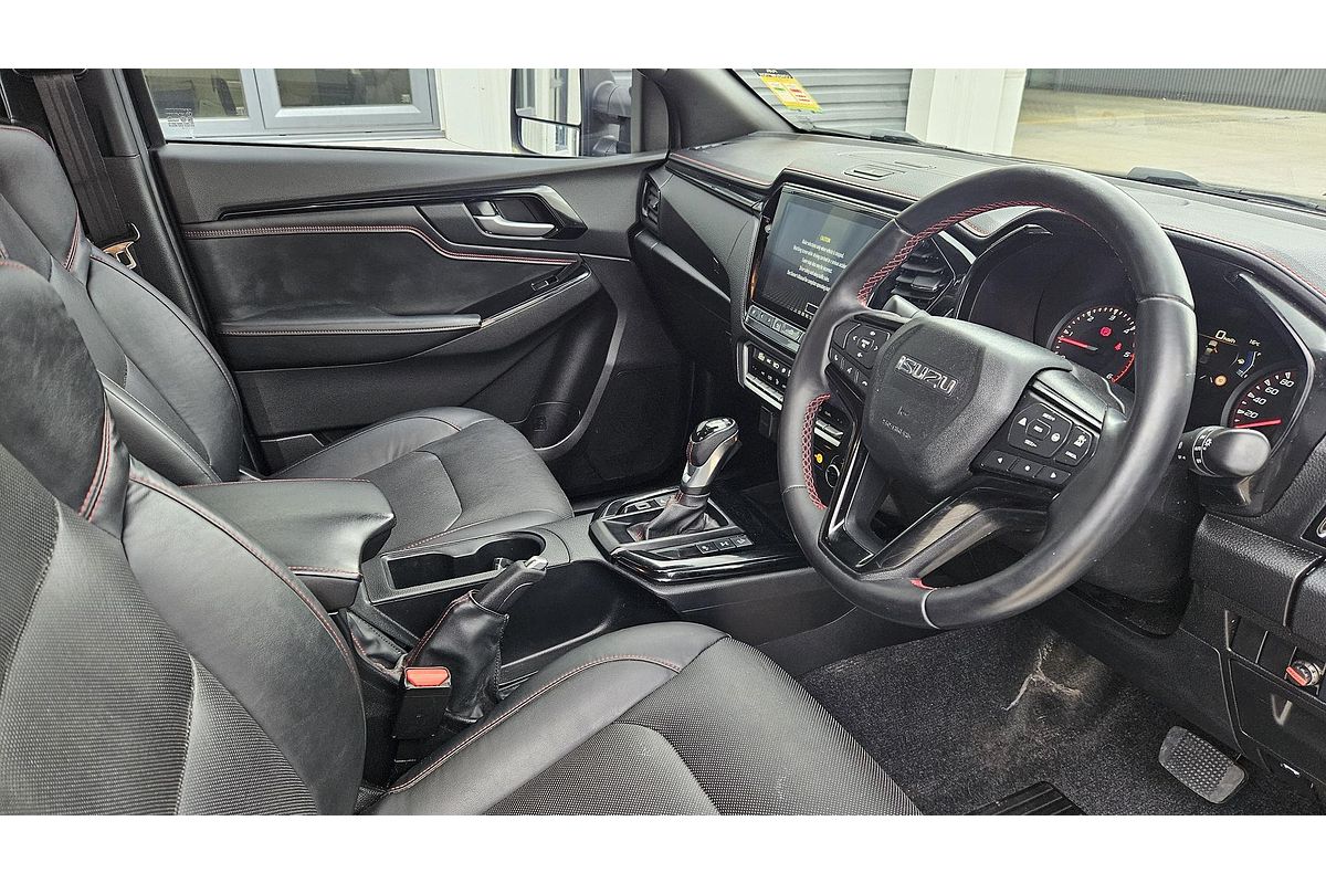 2022 Isuzu D-MAX X-TERRAIN 4X4