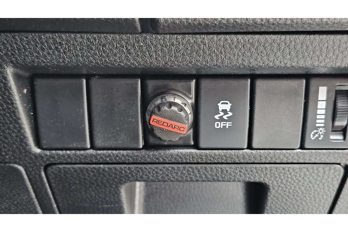 2022 Isuzu D-MAX X-TERRAIN 4X4