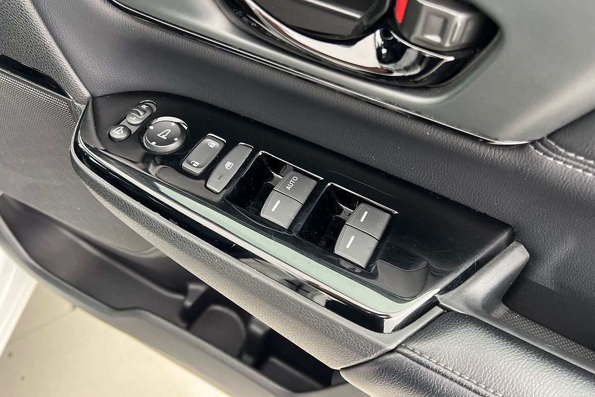 2023 Honda CR-V Black Edition RW