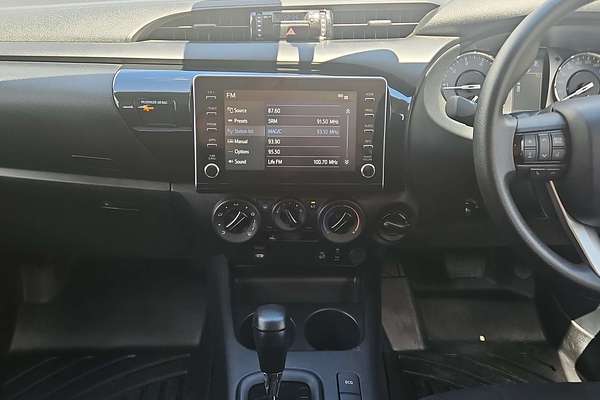 2024 Toyota Hilux SR GUN126R