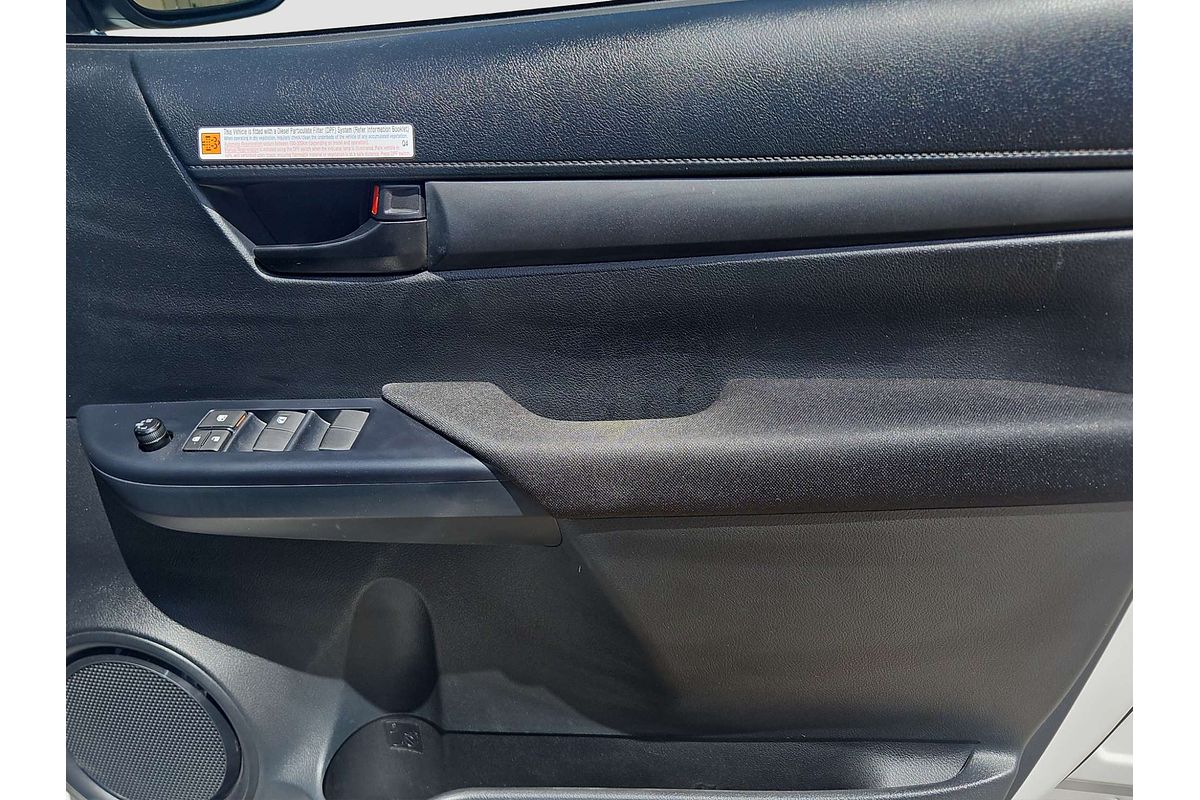 2024 Toyota Hilux SR GUN126R