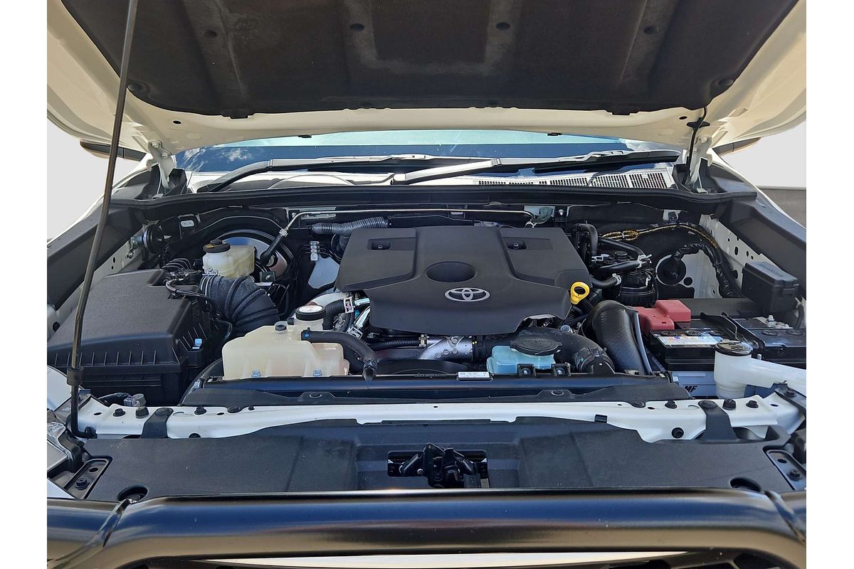 2024 Toyota Hilux SR GUN126R