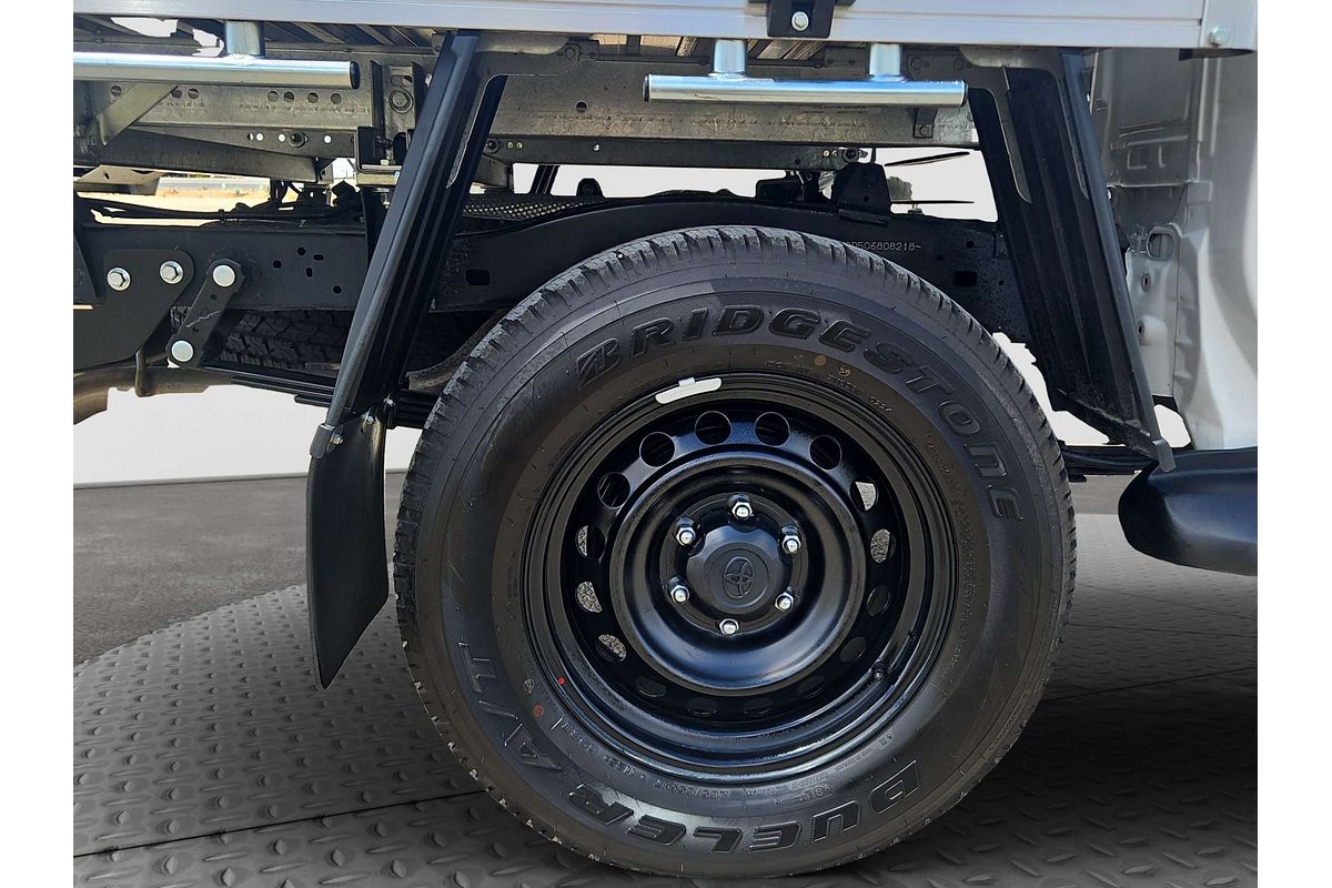 2024 Toyota Hilux SR GUN126R