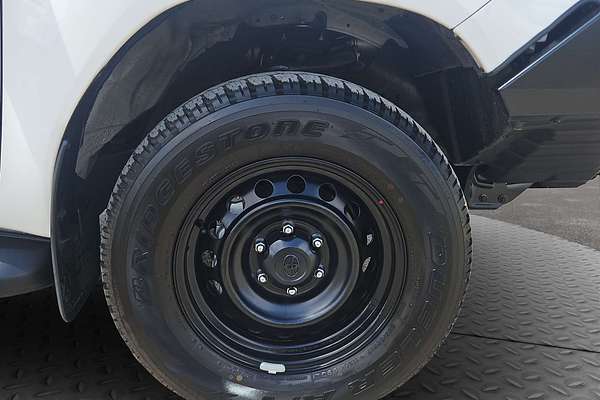 2024 Toyota Hilux SR GUN126R