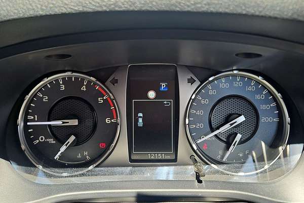 2024 Toyota Hilux SR GUN126R