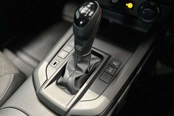 2025 Isuzu D-MAX X-RIDER 4X4