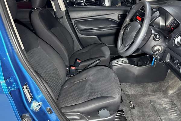 2019 Mitsubishi Mirage ES LA