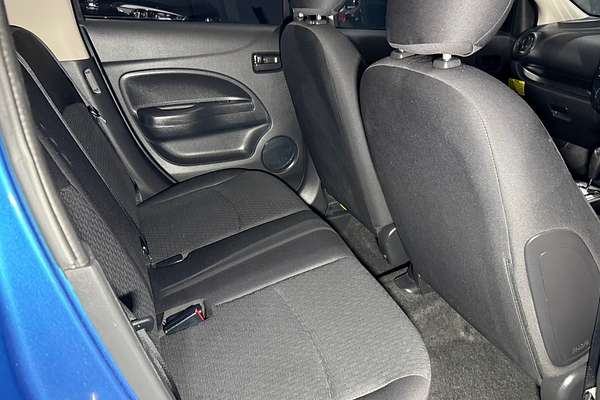 2019 Mitsubishi Mirage ES LA