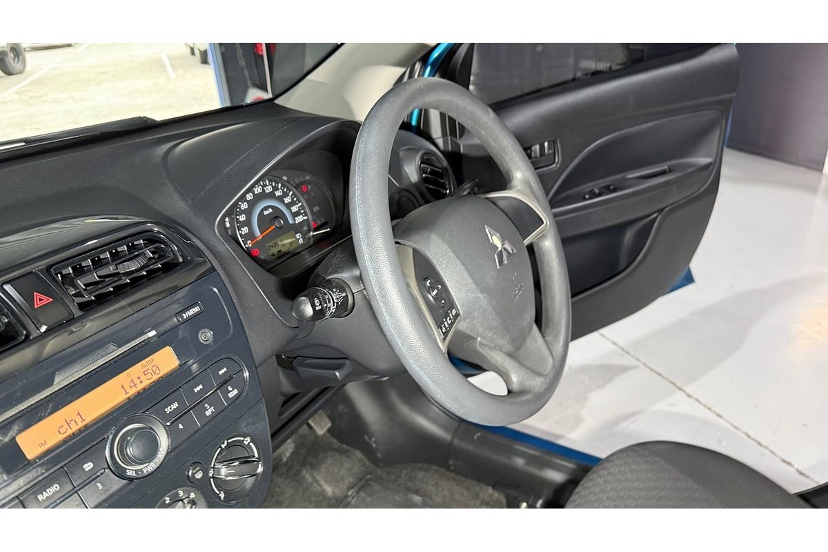 2019 Mitsubishi Mirage ES LA