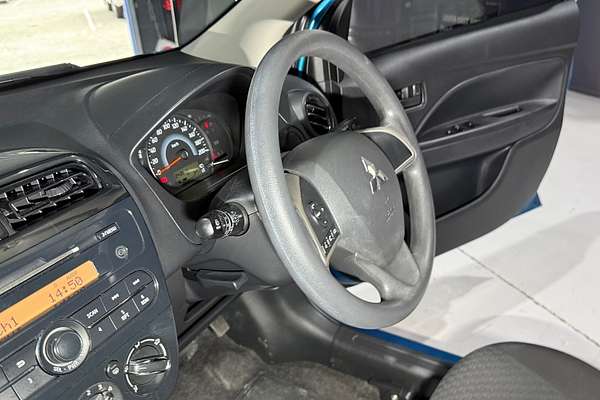 2019 Mitsubishi Mirage ES LA