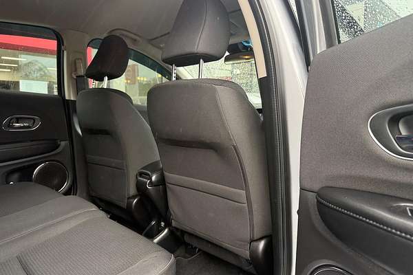 2019 Honda HR-V VTi-S