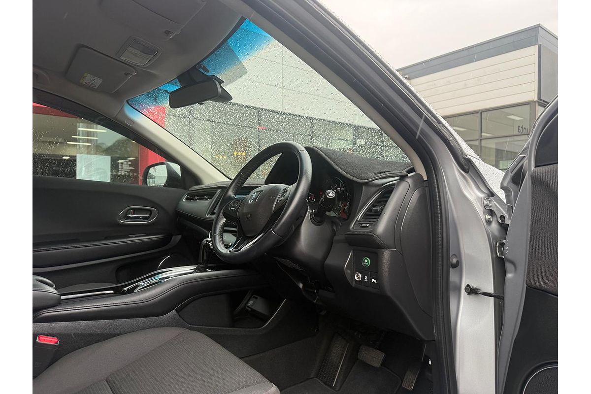 2019 Honda HR-V VTi-S