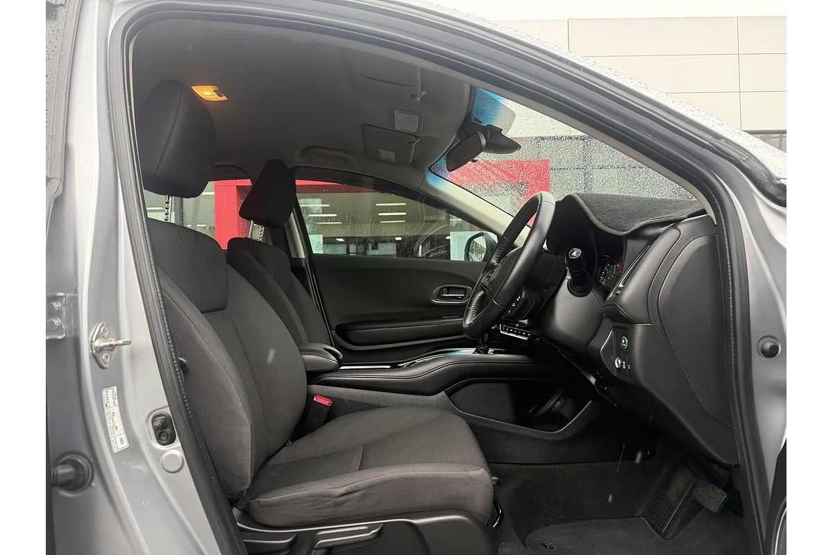 2019 Honda HR-V VTi-S